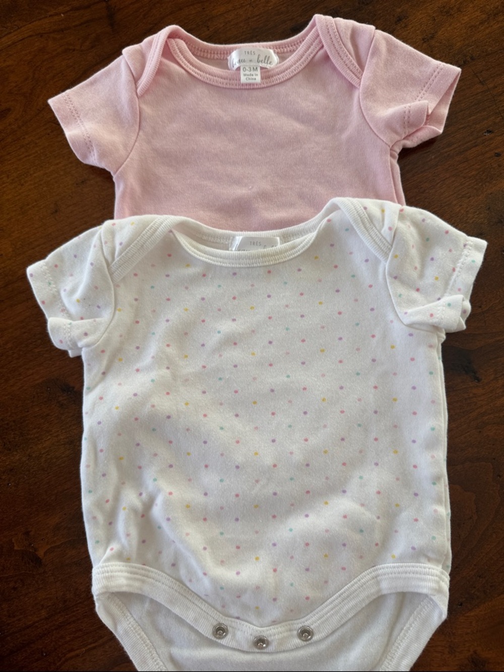 Tres Beau et Belle Pink & White Dot Baby One-Piece Bodysuit Set
